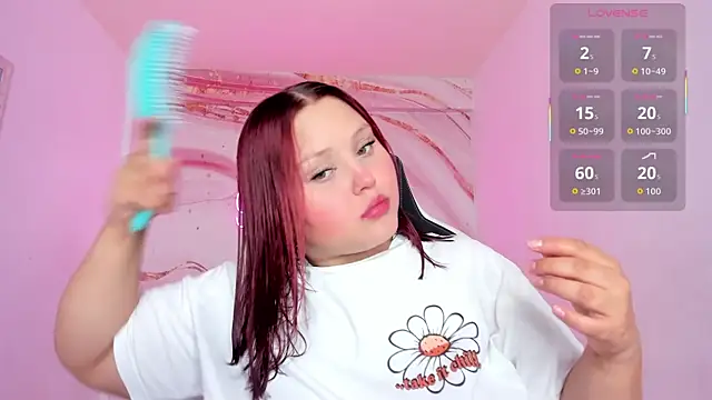 YuliCardona  online show from November 27, 2025, 2:17 pm