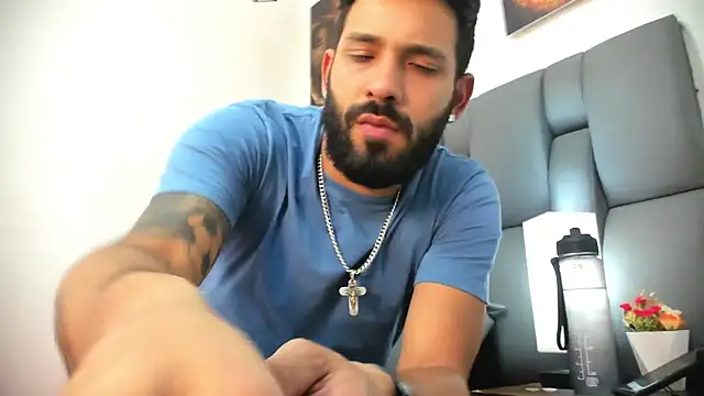 Thiagogomez online show from April 7, 2026, 7:15 pm