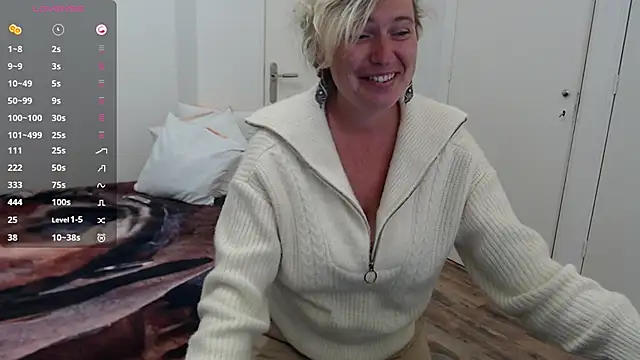 cumfun online show from September 12, 2025, 8:36 am