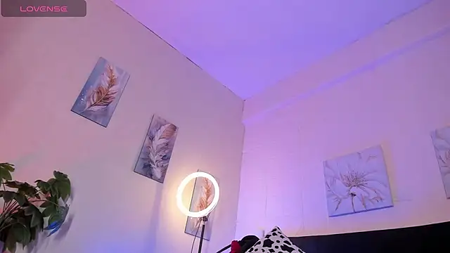 JUANDIAMONDS98 online show from September 15, 2025, 1:44 pm