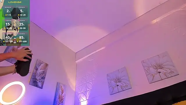 JUANDIAMONDS98 online show from September 28, 2025, 1:51 pm