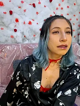 SkarletJhonson  online show from September 19, 2025, 6:39 am