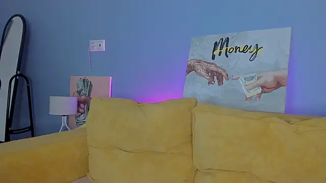 Snapshot of Patricia_Cox chatting on October 16, 2025, 8:06 pm Patricia Cox online show from October 16, 2025, 8:06 pm