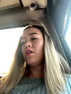 Danielavegax online show from September 30, 2025, 9:10 pm