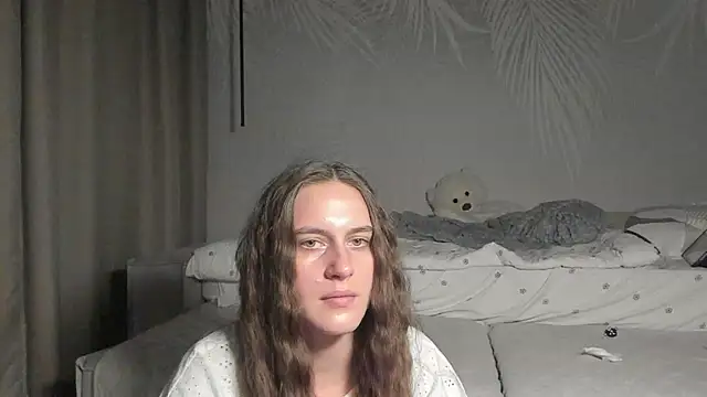 HarleyDeess online show from November 7, 2025, 2:49 am