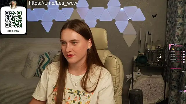 HarleyDeess online show from October 23, 2025, 7:01 pm