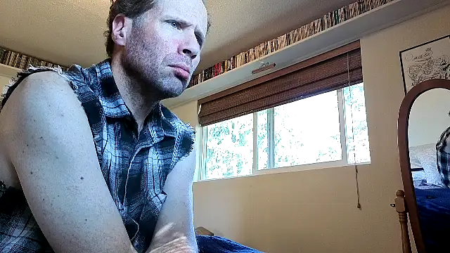 HandsumHungDaddy online show from September 24, 2025, 7:31 pm