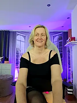 MarleneBloem online show from April 25, 2026, 1:41 pm