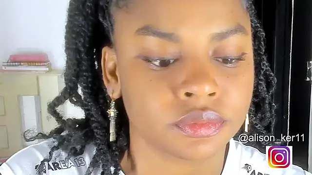 Snapshot of alison-ker3 chatting on November 12, 2025, 7:12 am alison-ker3 online show from November 12, 2025, 7:12 am