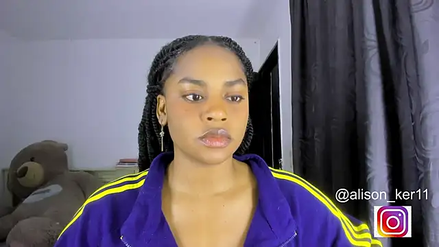 Snapshot of alison-ker3 chatting on November 15, 2025, 7:45 am alison-ker3 online show from November 15, 2025, 7:45 am