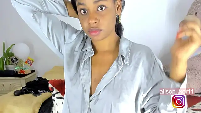 Snapshot of alison-ker3 chatting on March 14, 2025, 11:01 am alison-ker3 online show from March 14, 2025, 11:01 am