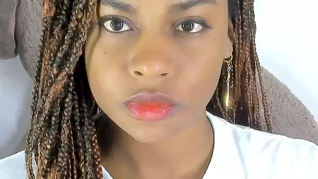 Snapshot of alison-ker3 chatting on September 26, 2025, 10:11 am alison-ker3 online show from September 26, 2025, 10:11 am