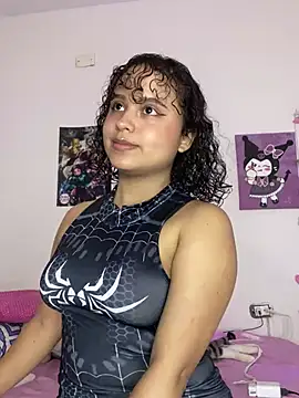 Snapshot of lou_cute chatting on March 16, 2025, 3:47 am lou cute online show from March 16, 2025, 3:47 am