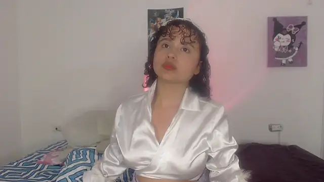 Snapshot of lou_cute chatting on February 23, 2025, 3:35 am lou cute online show from February 23, 2025, 3:35 am