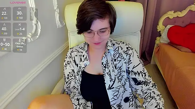 Snapshot of Lily_Marlin chatting on July 24, 2026, 12:17 am Lily Marlin online show from July 24, 2026, 12:17 am