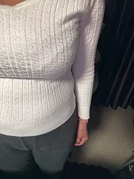 sexy-simmy online show from January 31, 2026, 7:12 pm