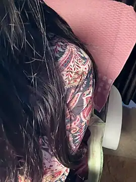 sexy-simmy online show from March 30, 2026, 7:04 pm