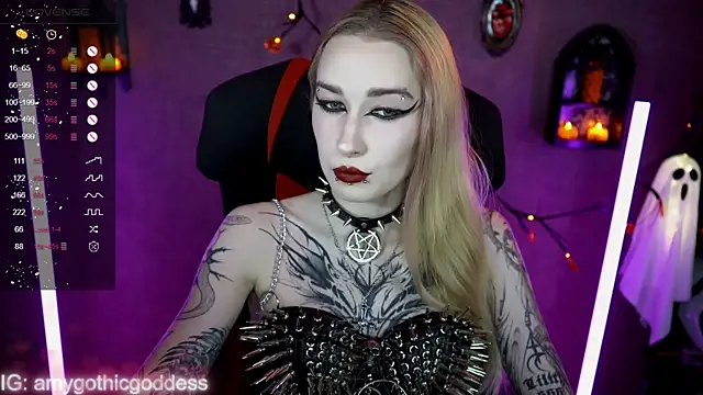 Snapshot of amywhitenessxx chatting on October 14, 2025, 9:54 am amywhitenessxx online show from October 14, 2025, 9:54 am