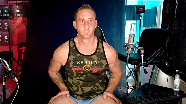 FiftyShadez online show from October 19, 2025, 3:04 pm