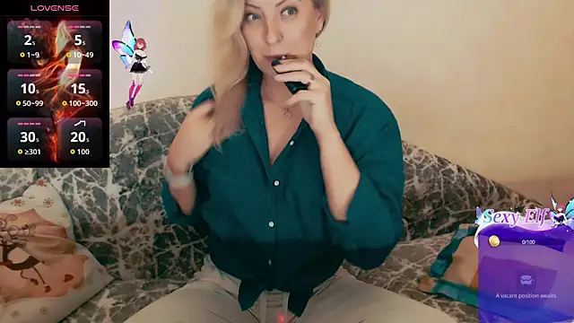 Snapshot of ElysonLang chatting on December 20, 2025, 3:48 pm ElysonLang online show from December 20, 2025, 3:48 pm