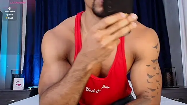 Snapshot of Manolo_Hot1 chatting on March 13, 2025, 2:44 pm Manolo Hot1 online show from March 13, 2025, 2:44 pm