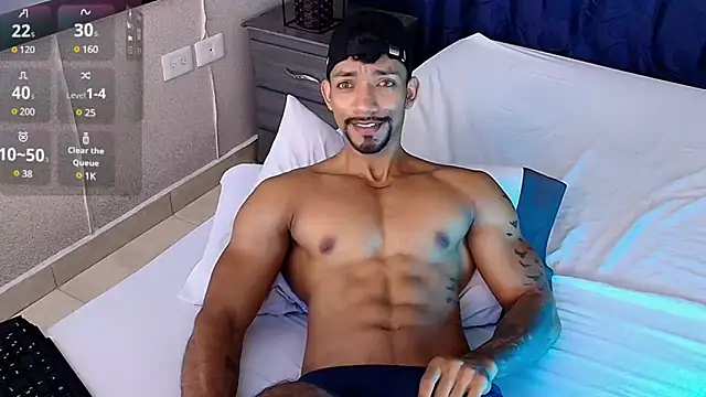 Snapshot of Manolo_Hot1 chatting on March 1, 2025, 6:11 pm Manolo Hot1 online show from March 1, 2025, 6:11 pm