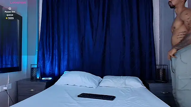 Snapshot of Manolo_Hot1 chatting on March 12, 2025, 2:56 pm Manolo Hot1 online show from March 12, 2025, 2:56 pm