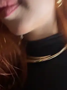 MollyHeadley online show from September 23, 2025, 7:43 pm