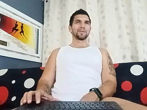 JULESLAKES online show from April 5, 2026, 2:13 pm