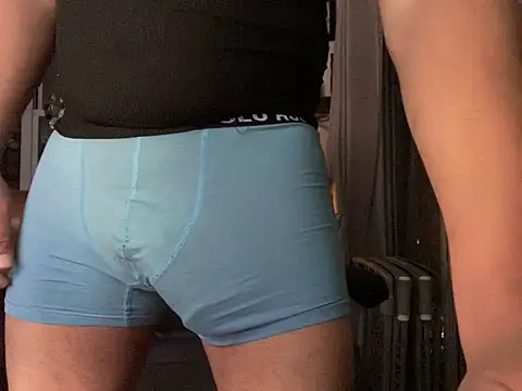 Snapshot of ThickDick_Daddy chatting on March 22, 2025, 6:22 am ThickDick Daddy online show from March 22, 2025, 6:22 am