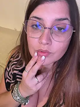 Snapshot of Novababy18 chatting on January 14, 2025, 11:27 pm Novababy18 online show from January 14, 2025, 11:27 pm