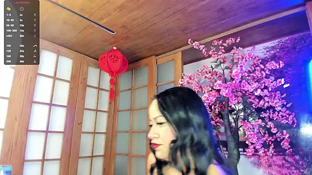 Snapshot of miiss_anna chatting on July 2, 2026, 11:05 am miiss anna online show from July 2, 2026, 11:05 am