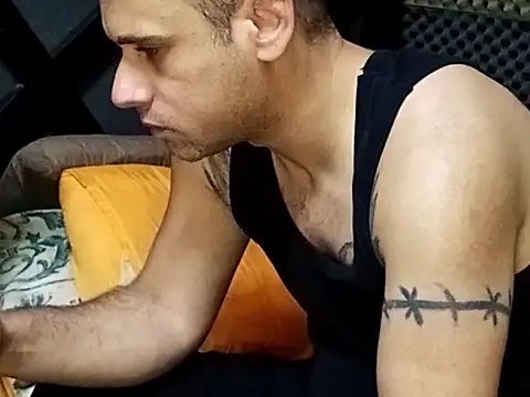 Arabeyes online show from September 17, 2025, 11:40 pm