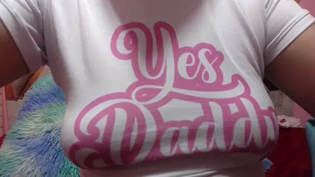 nadescomthxx online show from February 24, 2025, 7:41 pm