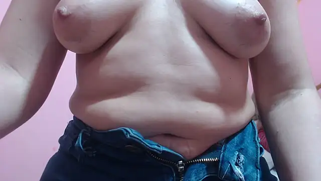 nadescomthxx online show from March 14, 2025, 9:32 pm