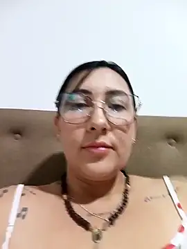 my-kitty online show from October 20, 2025, 11:49 pm