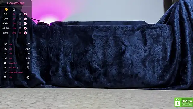 Agatta Smith online show from April 18, 2026, 7:07 pm