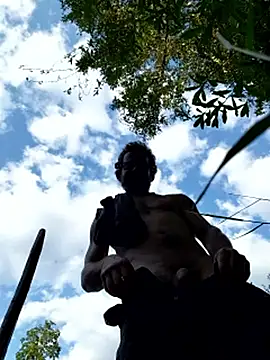 Woodywoodsup1 online show from September 14, 2025, 10:32 pm