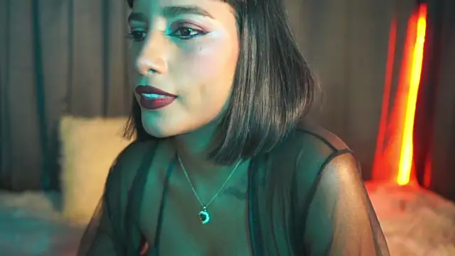 Snapshot of JulietaWinona chatting on February 26, 2026, 10:32 pm JulietaWinona online show from February 26, 2026, 10:32 pm