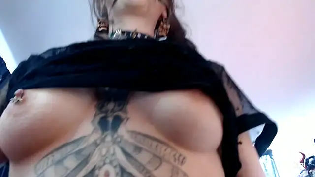 Kizzuky online show from February 5, 2025, 12:49 pm