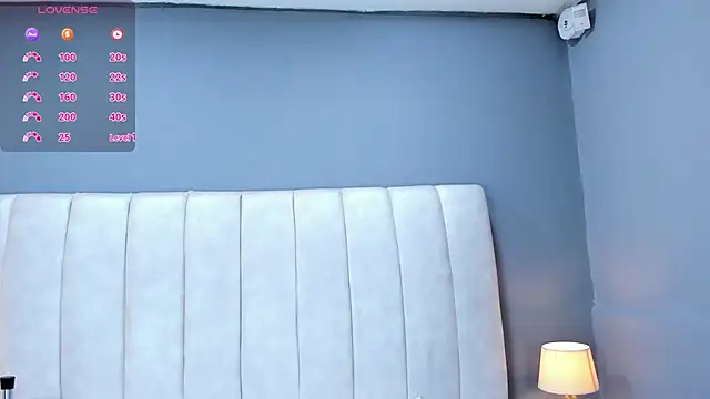 Ashleyy23x online show from November 13, 2025, 7:40 pm