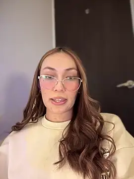 MichelleFerry  online show from January 24, 2025, 3:00 am