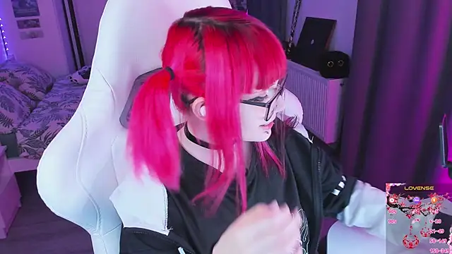 Snapshot of Yumi_Youkai chatting on October 27, 2025, 7:15 pm Yumi Youkai online show from October 27, 2025, 7:15 pm