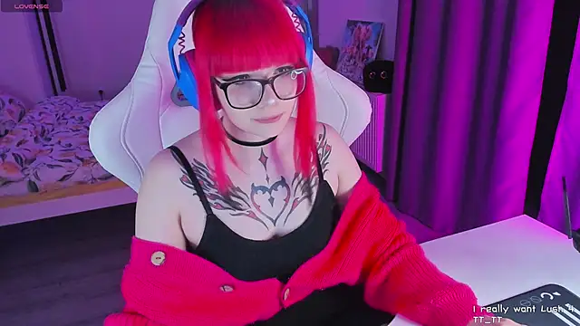 Snapshot of Yumi_Youkai chatting on March 5, 2025, 12:27 am Yumi Youkai online show from March 5, 2025, 12:27 am