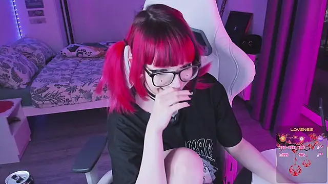 Yumi Youkai online show from March 2, 2026, 6:37 pm