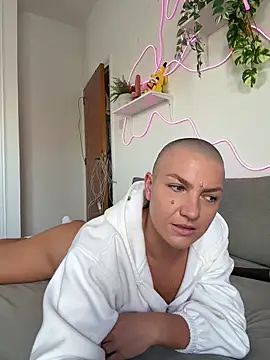 PaulinaSchubert1 online show from March 4, 2026, 2:25 pm