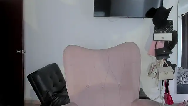 Snapshot of selene_king2 chatting on February 28, 2026, 2:06 pm selene king2 online show from February 28, 2026, 2:06 pm