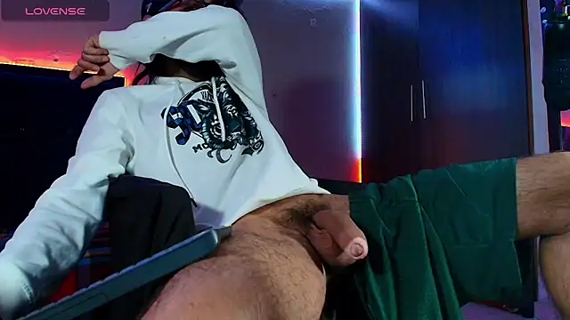 kuzzcoo online show from February 17, 2026, 12:13 pm