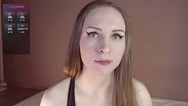 May F1ower online show from February 13, 2025, 12:43 pm