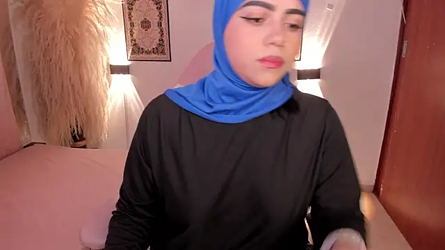 shayla 18 online show from January 24, 2025, 8:00 pm